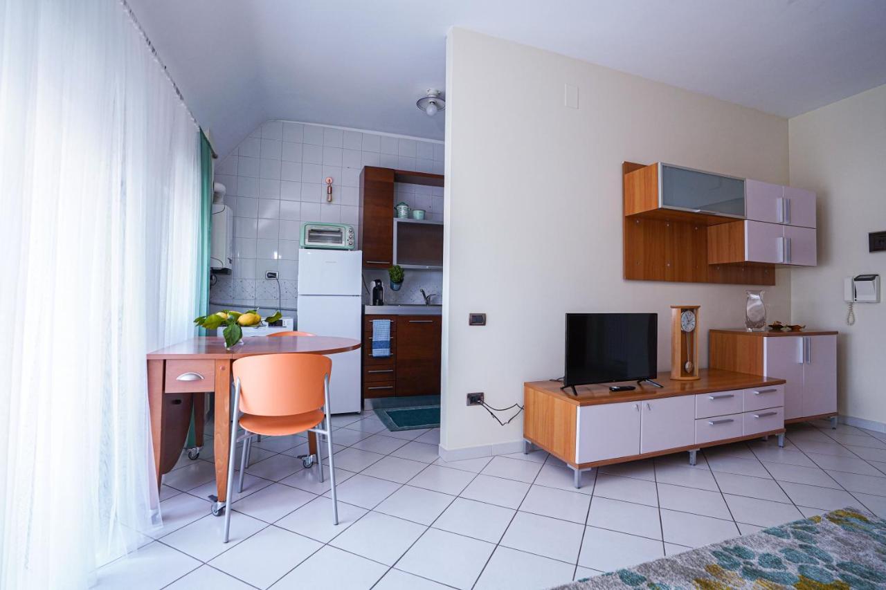 La Casa Di Azzurra Centro Citta Appartamento Fino A 4 Posti Letto E 2 Bagni Foggia Kültér fotó