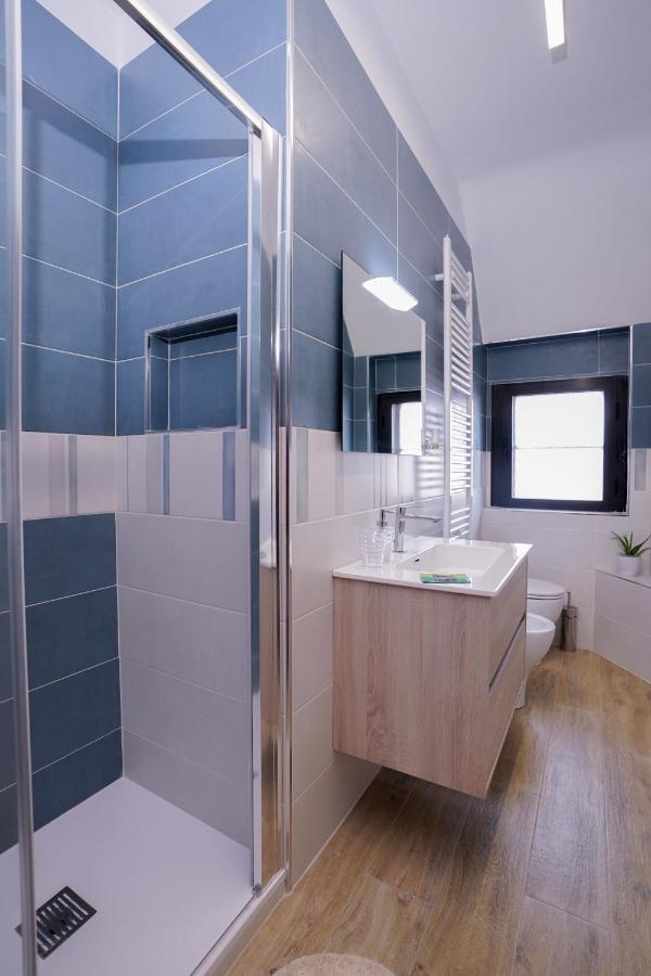 La Casa Di Azzurra Centro Citta Appartamento Fino A 4 Posti Letto E 2 Bagni Foggia Kültér fotó