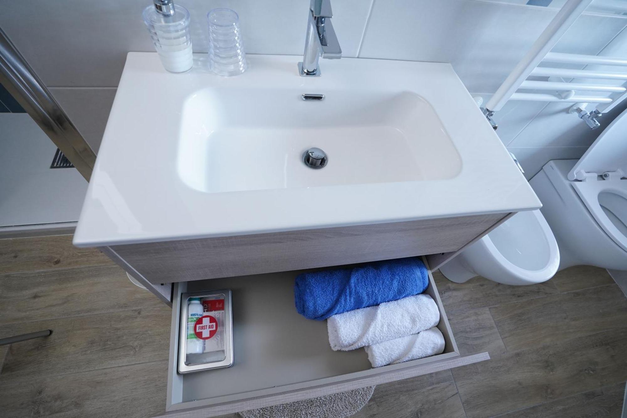 La Casa Di Azzurra Centro Citta Appartamento Fino A 4 Posti Letto E 2 Bagni Foggia Kültér fotó